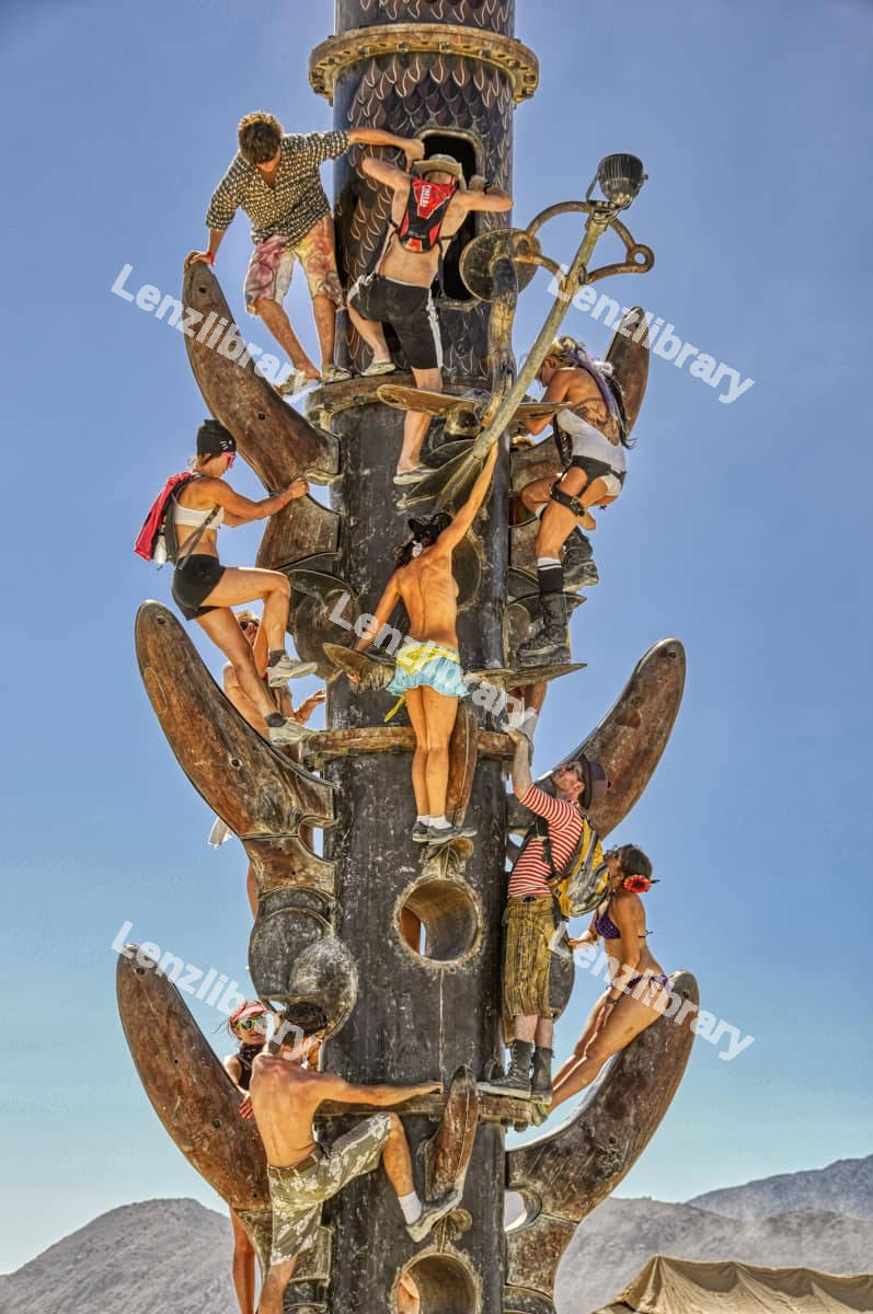 Climbable tower sculpture